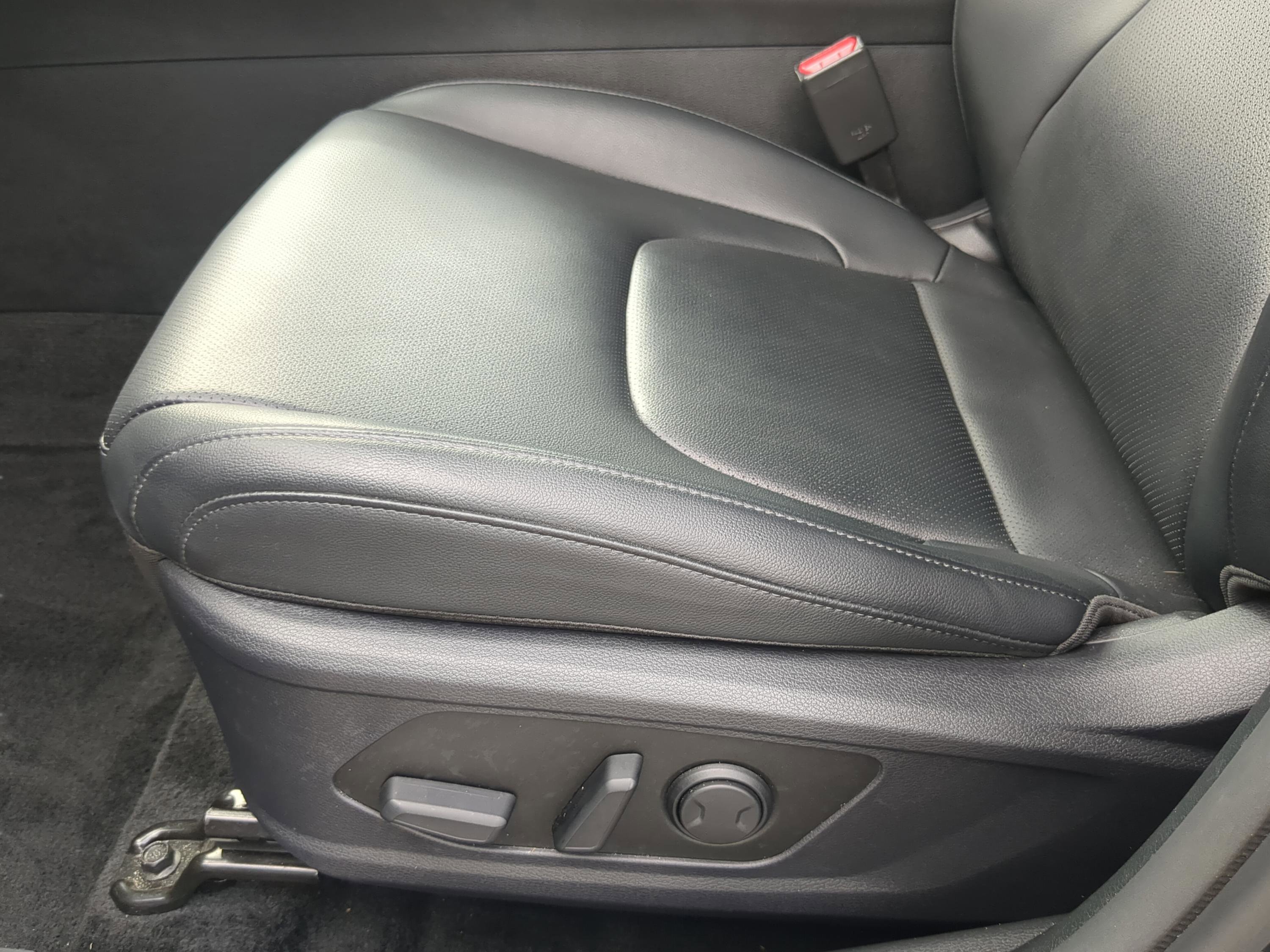 Certified 2023 Kia Sportage EX AWD/4WD image 14
