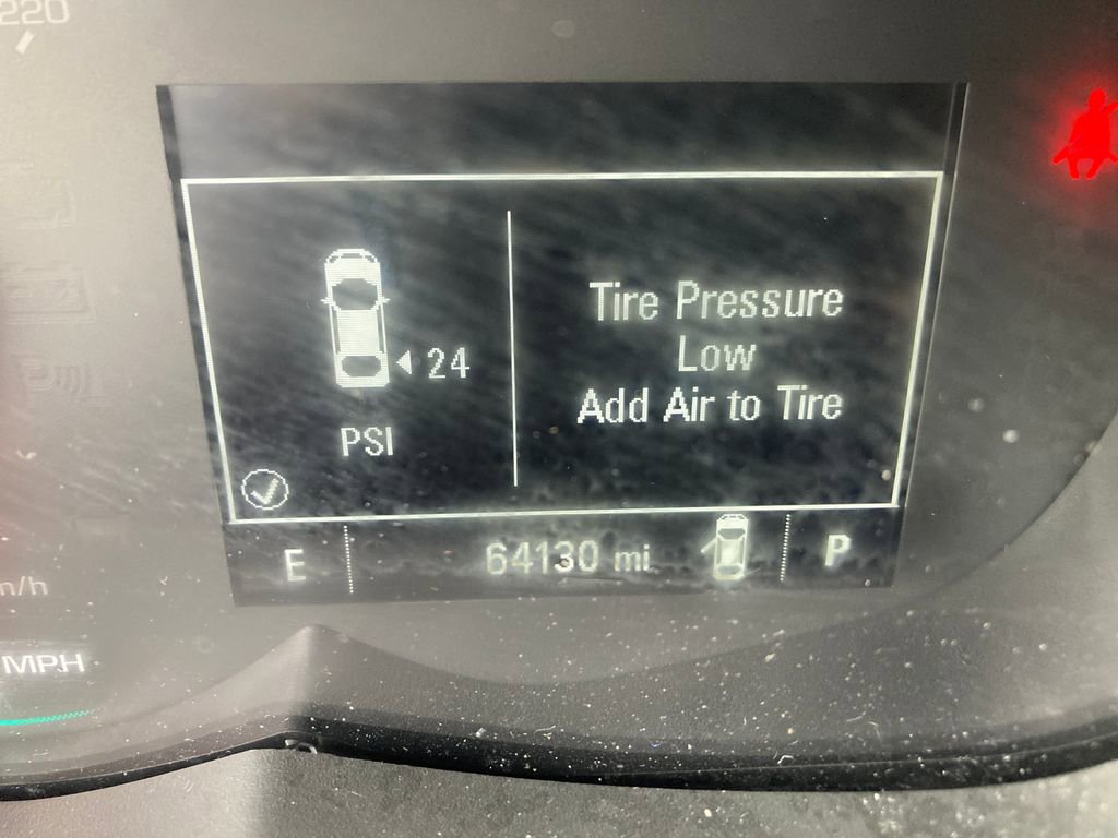 Used 2022 Chevrolet Trax LT w/ Driver Confidence Package image 20