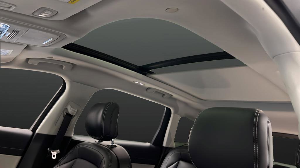 Used 2025 Lincoln Nautilus Premier w/ Equipment Group 102A AWD/4WD image 12