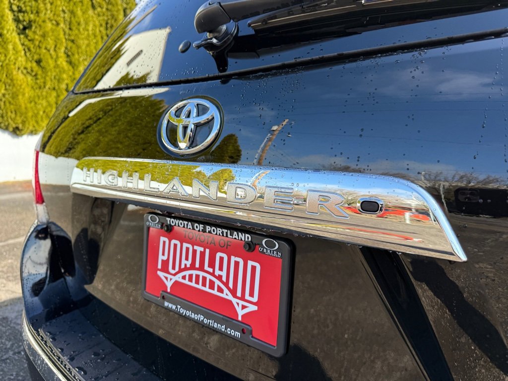 Used 2013 Toyota Highlander Limited image 9