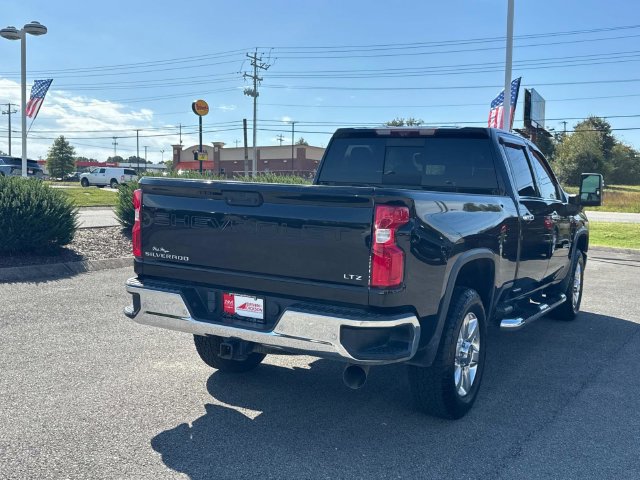 Used 2021 Chevrolet Silverado 2500 LTZ w/ LTZ Premium Package AWD/4WD image 4