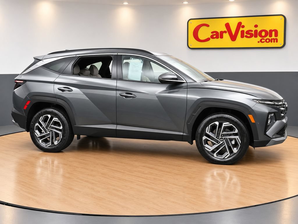 Used 2026 Hyundai Tucson Limited AWD/4WD image 5