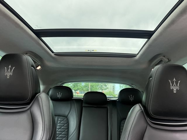 Used 2019 Maserati Levante GTS AWD/4WD image 30