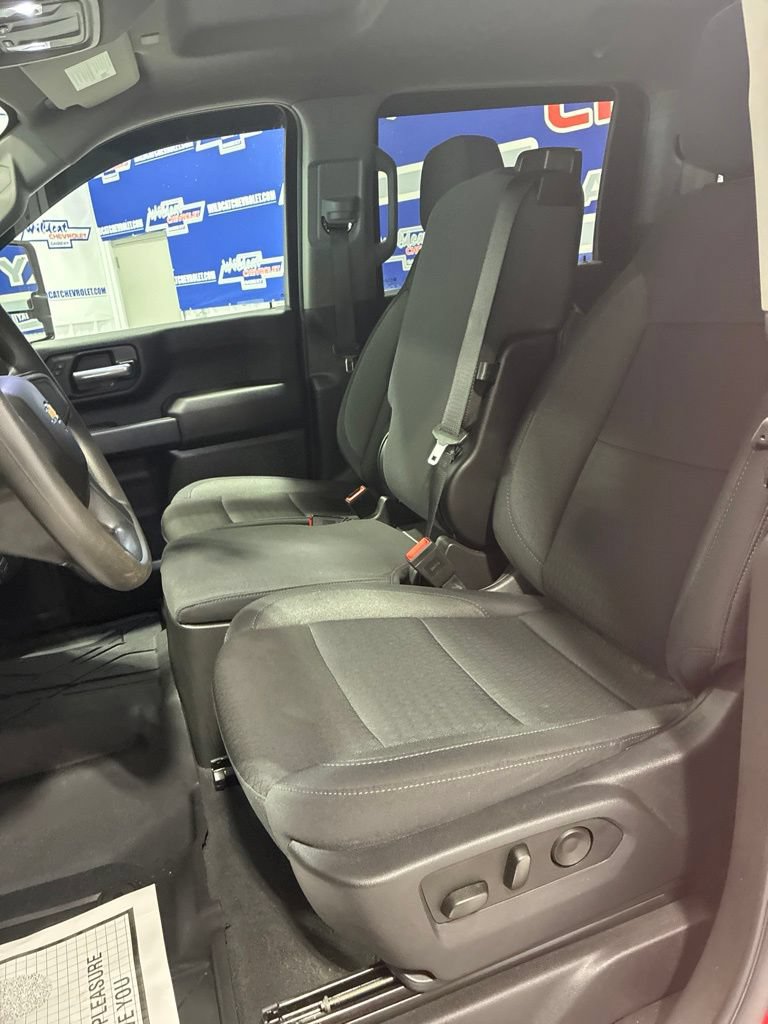 Used 2024 Chevrolet Silverado 2500 Custom w/ Custom Value Package AWD/4WD image 19