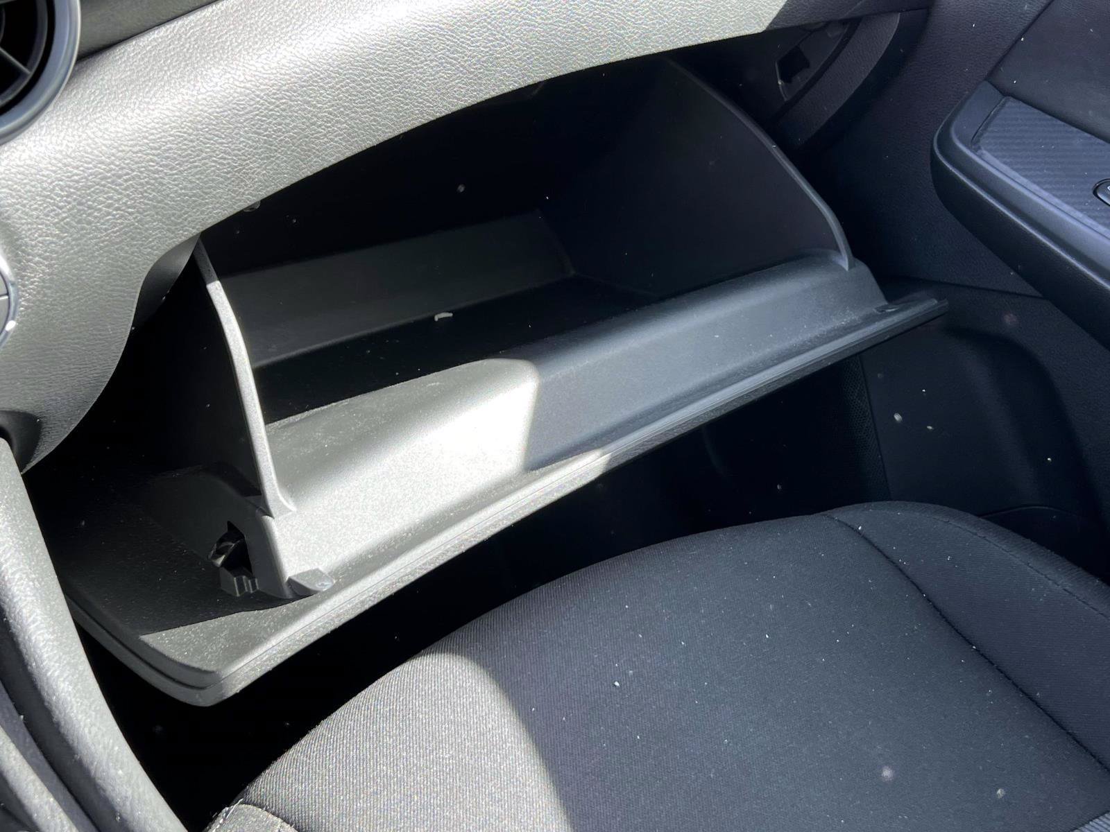 Used 2025 Nissan Sentra SV w/ All-Weather Package FWD image 31