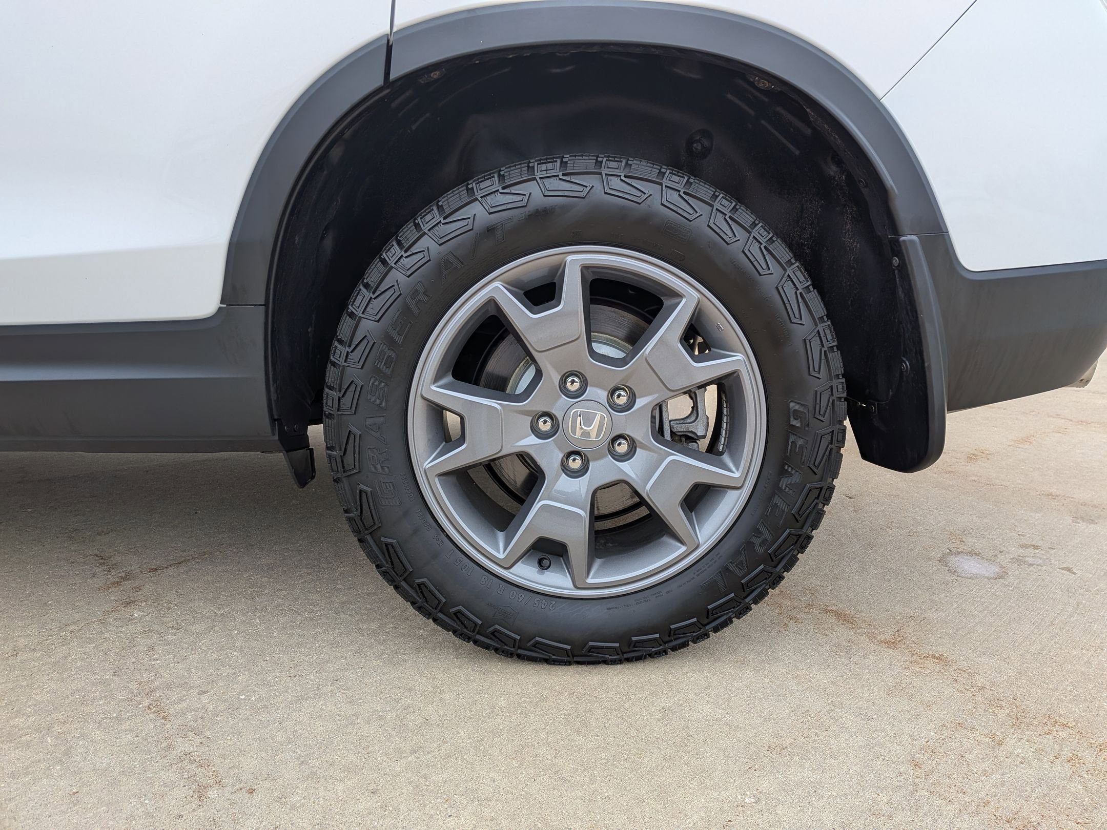 Used 2024 Honda Passport TrailSport image 36