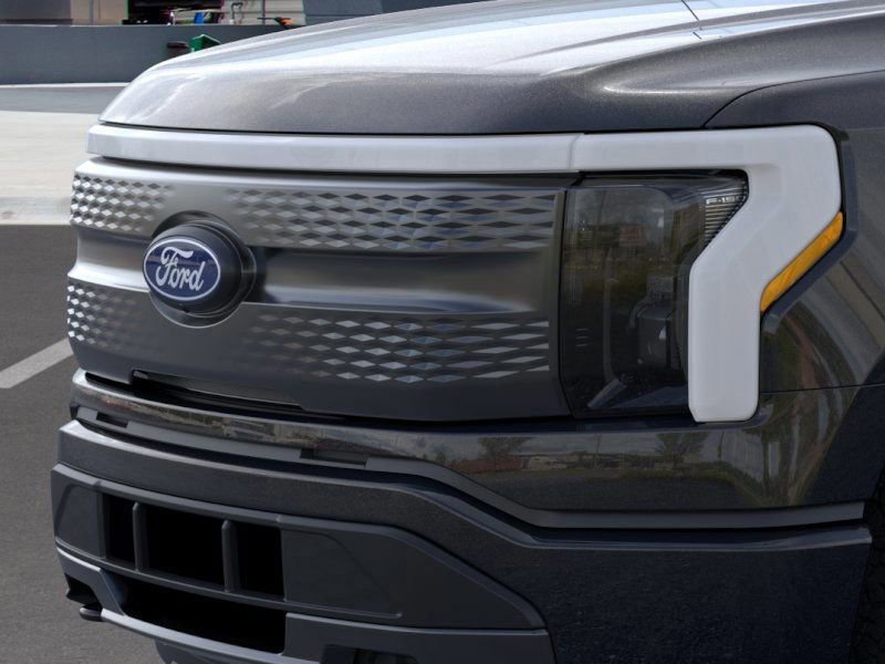 New 2025 Ford F150 Lightning XLT image 20