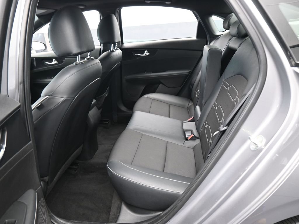 Used 2023 Kia Forte GT-Line w/ GT-Line Premium Package image 29