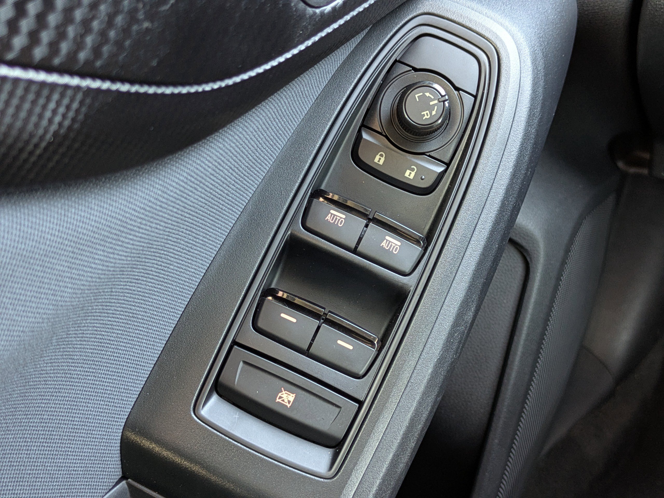 Used 2018 Subaru Crosstrek 2.0i Premium w/ Popular Package #3 image 26