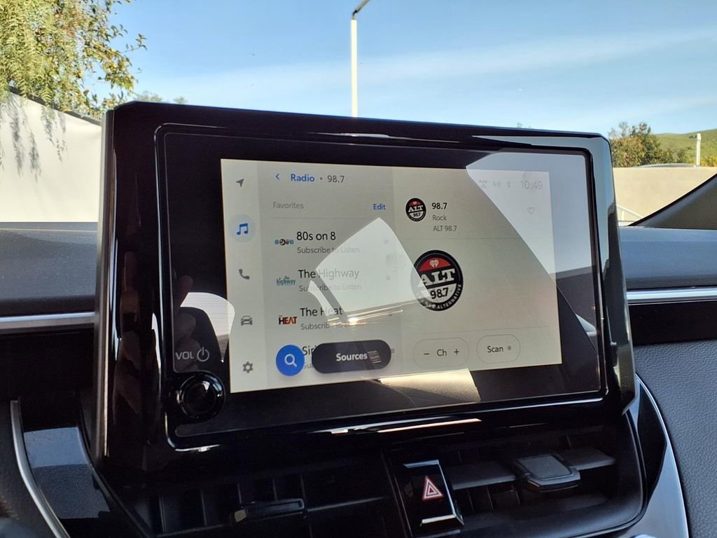 Certified 2024 Toyota Corolla SE w/ SE Premium Package FWD image 8