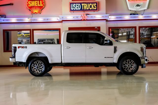 Used 2019 Ford F250 Lariat w/ Lariat Value Package AWD/4WD image 11