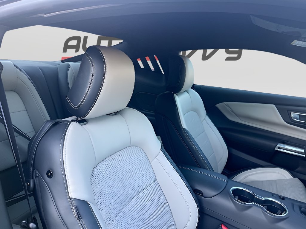 Used 2025 Ford Mustang GT Premium RWD image 27