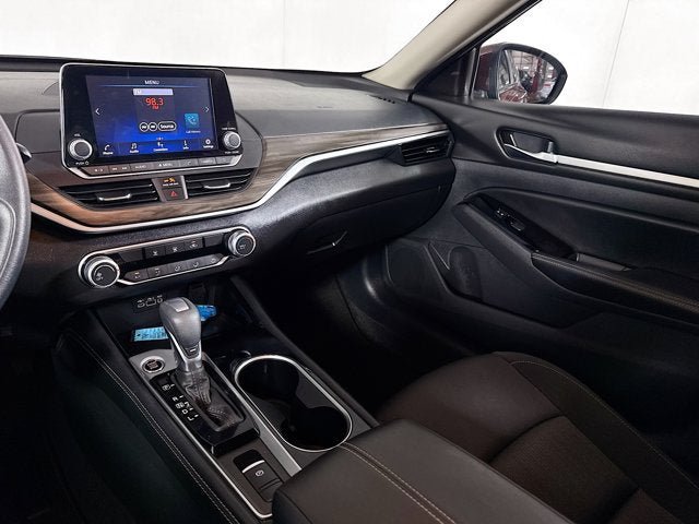 Certified 2023 Nissan Altima 2.5 SV AWD/4WD image 18