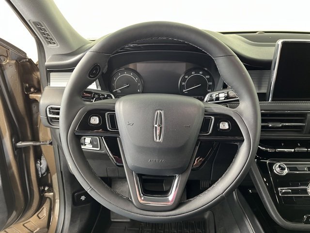 Used 2022 Lincoln Corsair AWD w/ Equipment Group 101A image 19