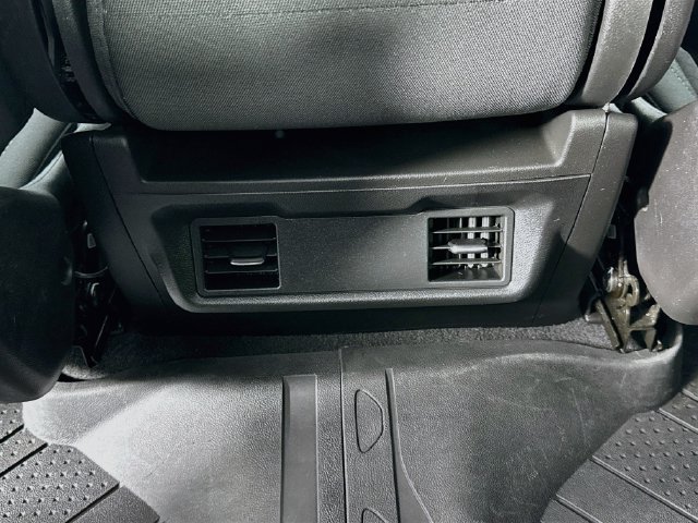 Used 2023 Chevrolet Silverado 1500 Custom AWD/4WD image 24