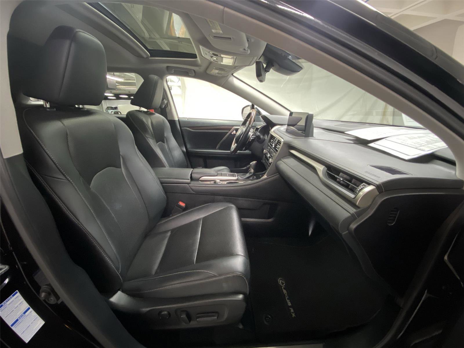 Used 2022 Lexus RX 450h AWD w/ Premium Package image 30