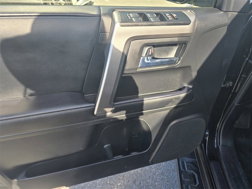 Used 2024 Toyota 4Runner SR5 image 21