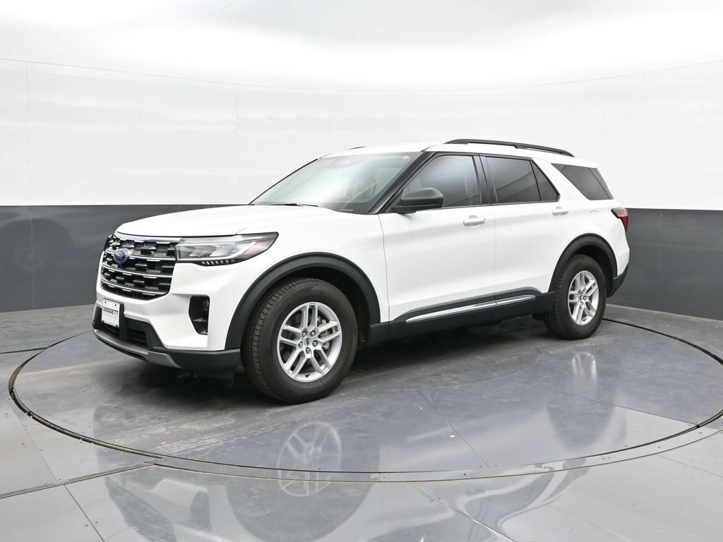 Certified 2025 Ford Explorer Active w/ Active Comfort Package RWD image 1