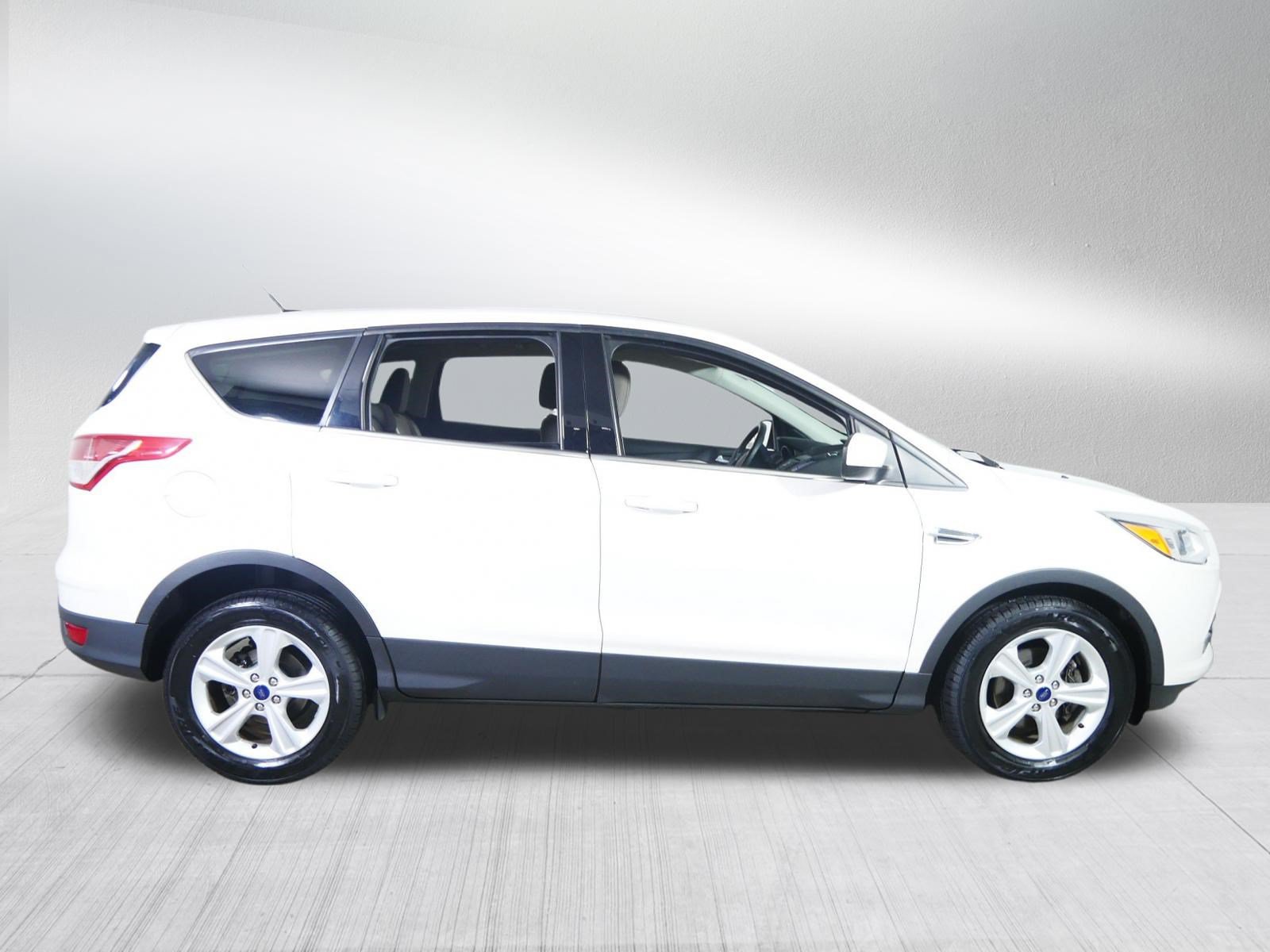 Used 2015 Ford Escape SE FWD image 8