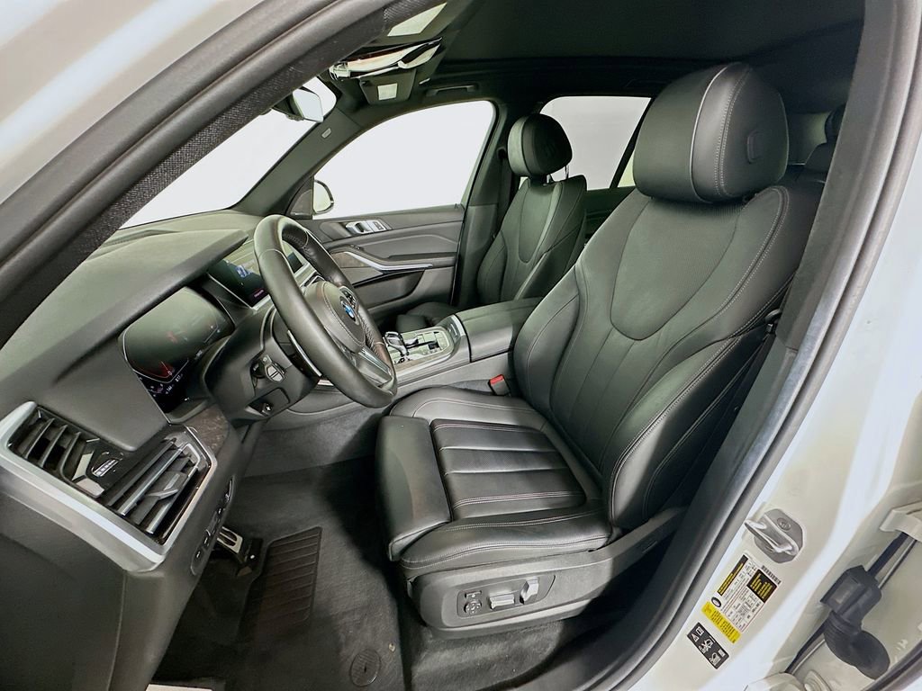 Used 2019 BMW X5 xDrive40i w/ M Sport Package image 22