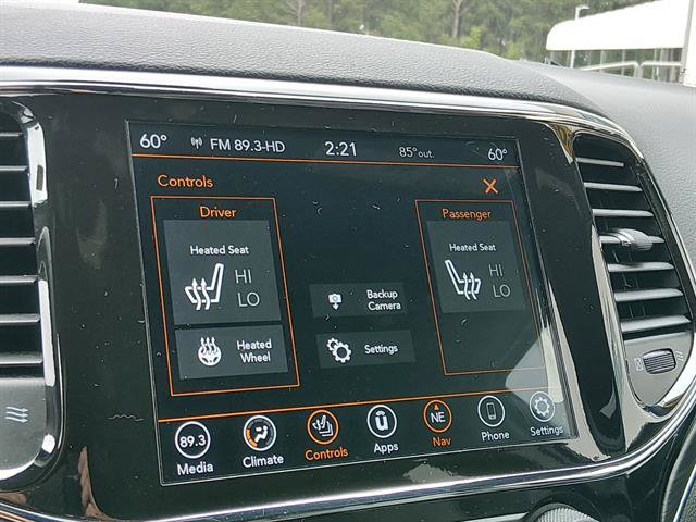 Used 2022 Jeep Grand Cherokee Limited AWD/4WD image 16