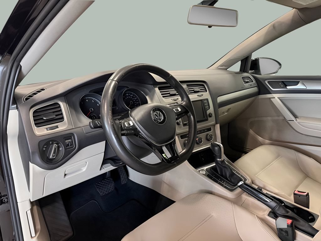 Used 2016 Volkswagen Golf SE FWD image 13