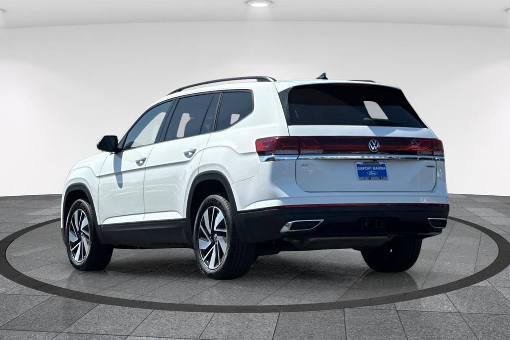 Used 2024 Volkswagen Atlas SE AWD/4WD image 7
