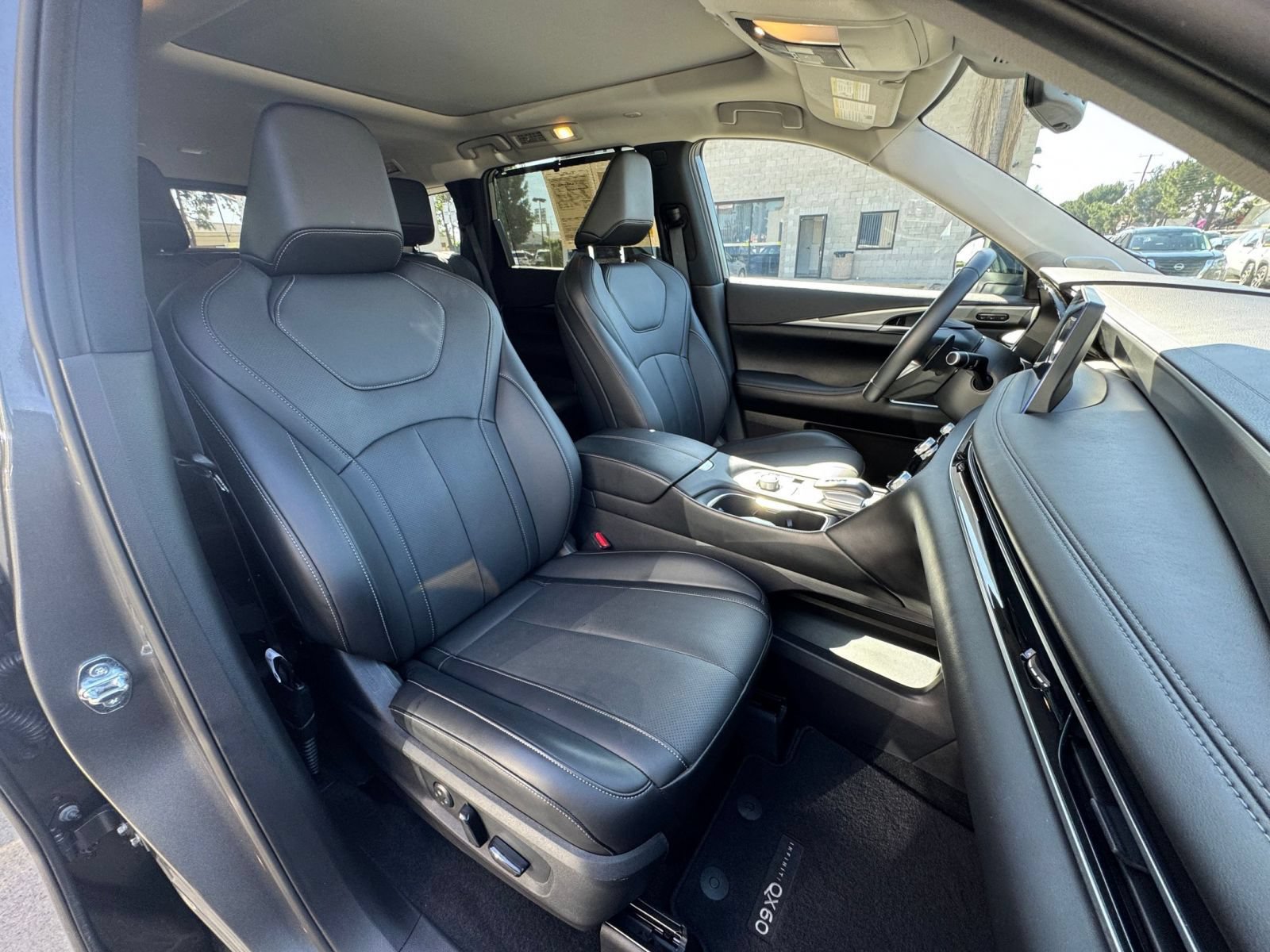 Used 2026 INFINITI QX60 Luxe AWD/4WD image 41
