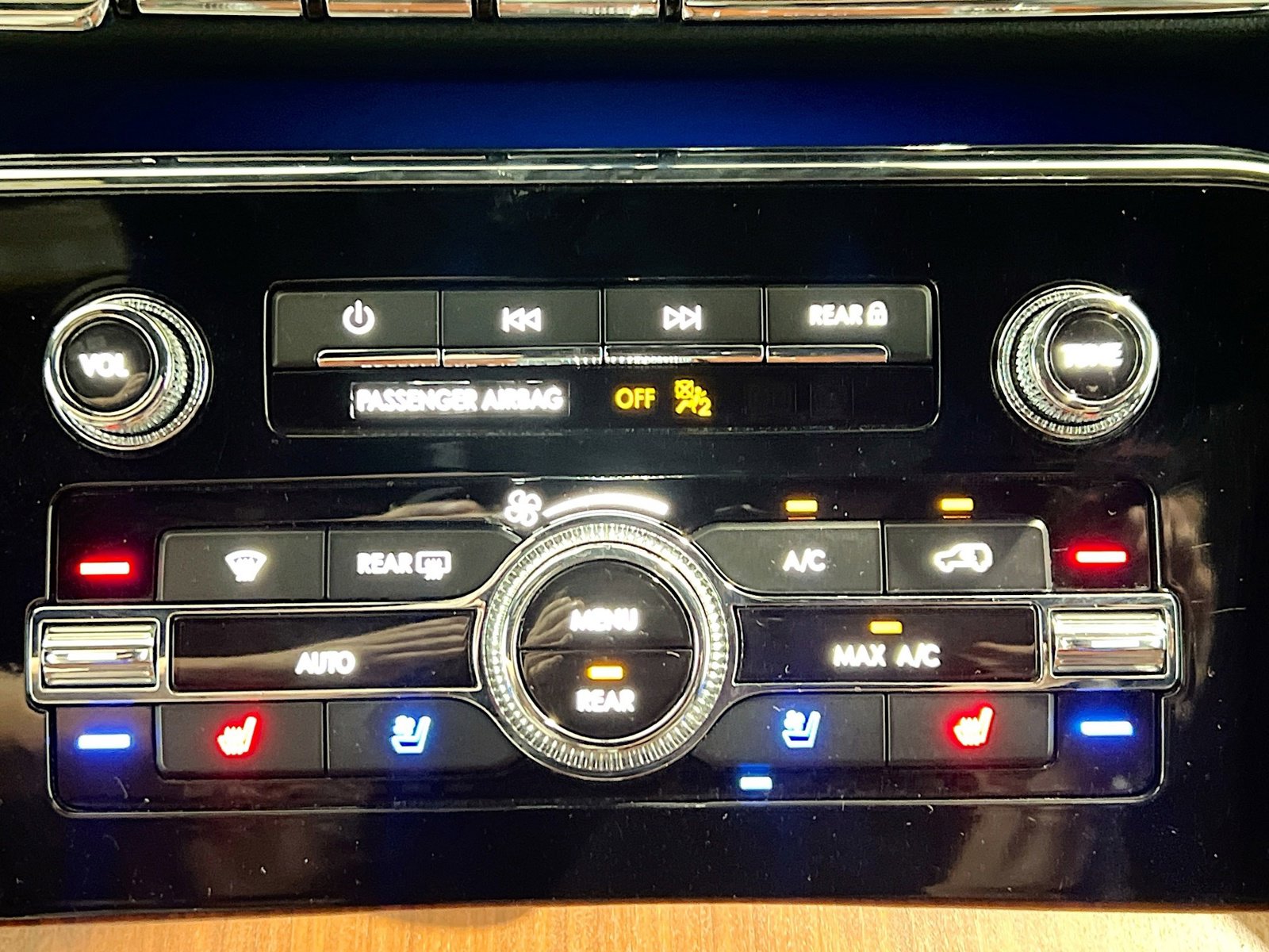 Used 2024 Lincoln Navigator Reserve image 12