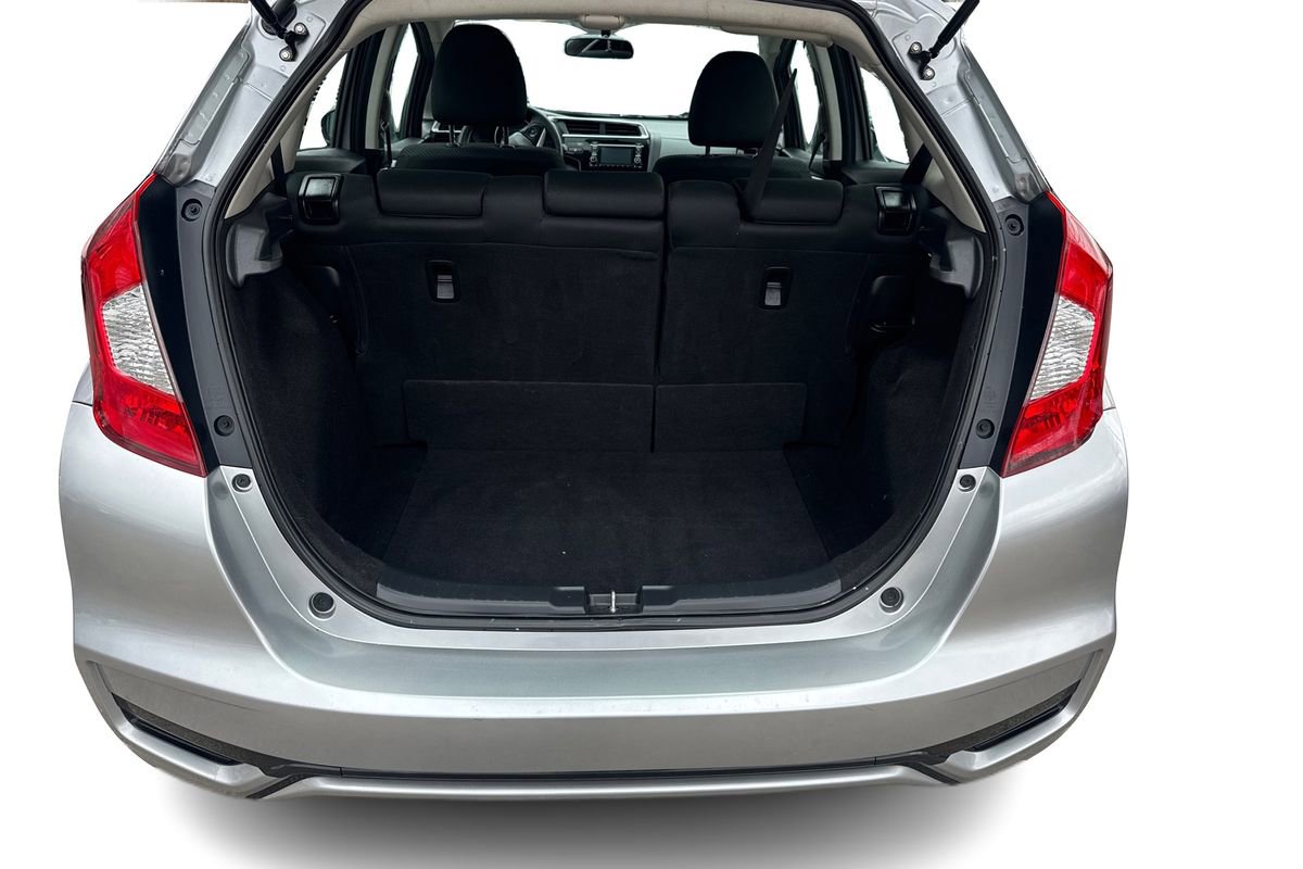 Used 2019 Honda Fit LX image 11