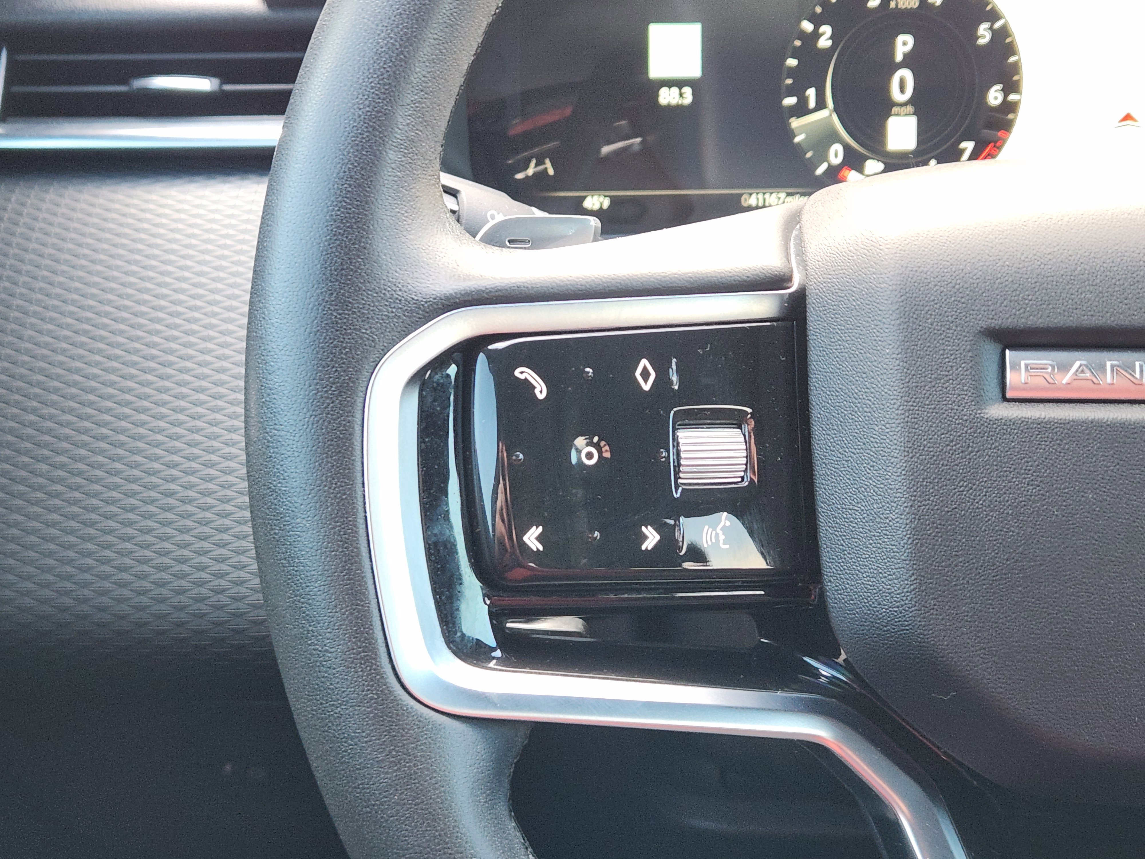 Certified 2023 Land Rover Range Rover Velar S image 29