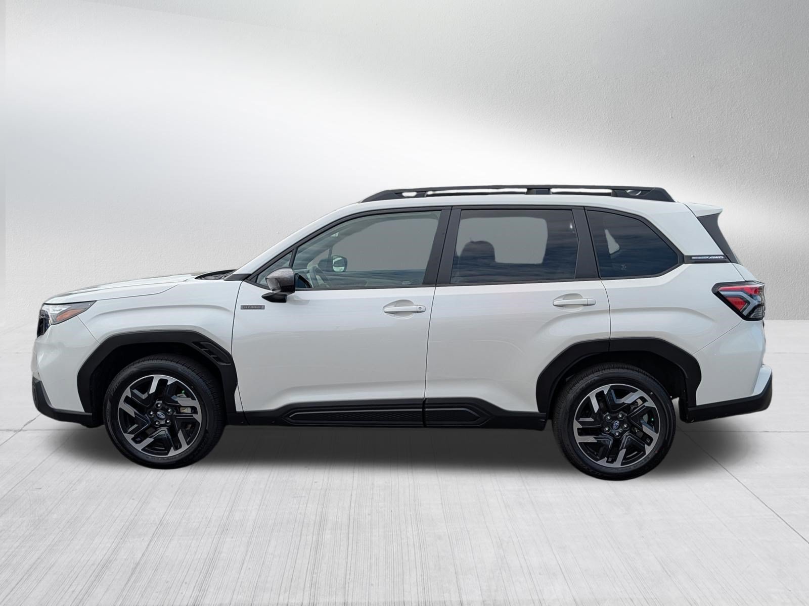 Used 2025 Subaru Forester Premium AWD/4WD image 4