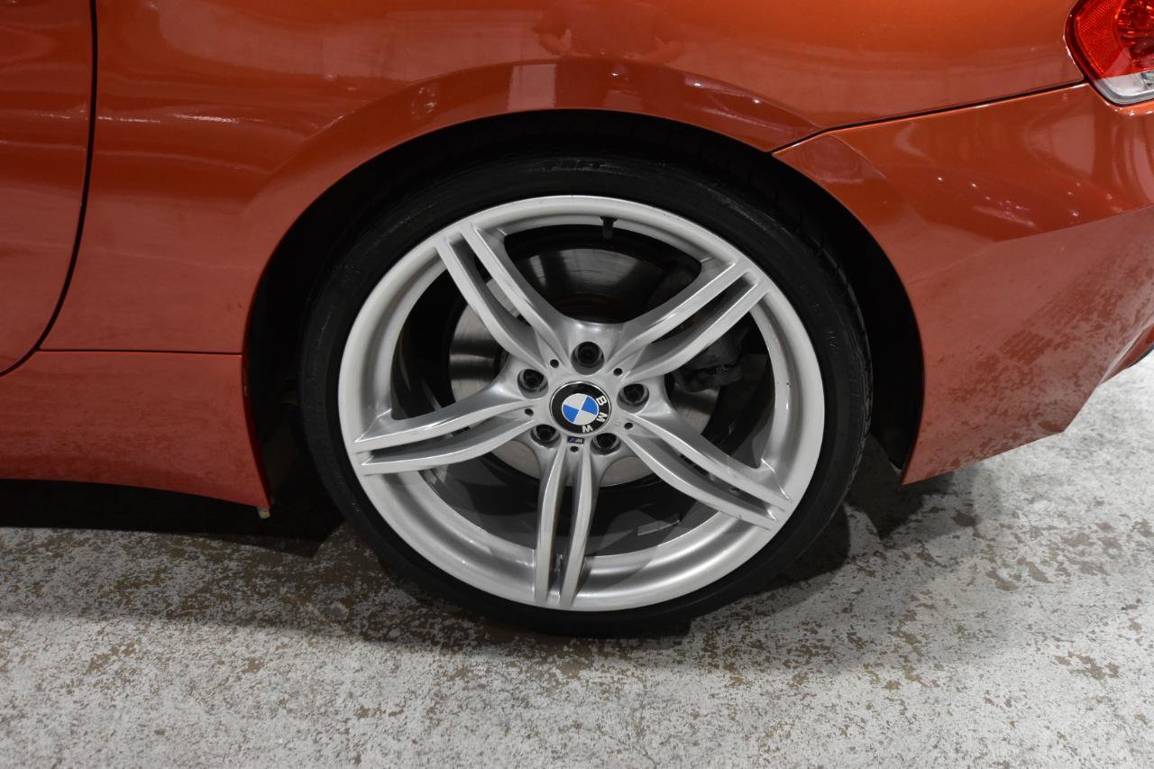 Used 2015 BMW Z4 sDrive35is RWD image 52