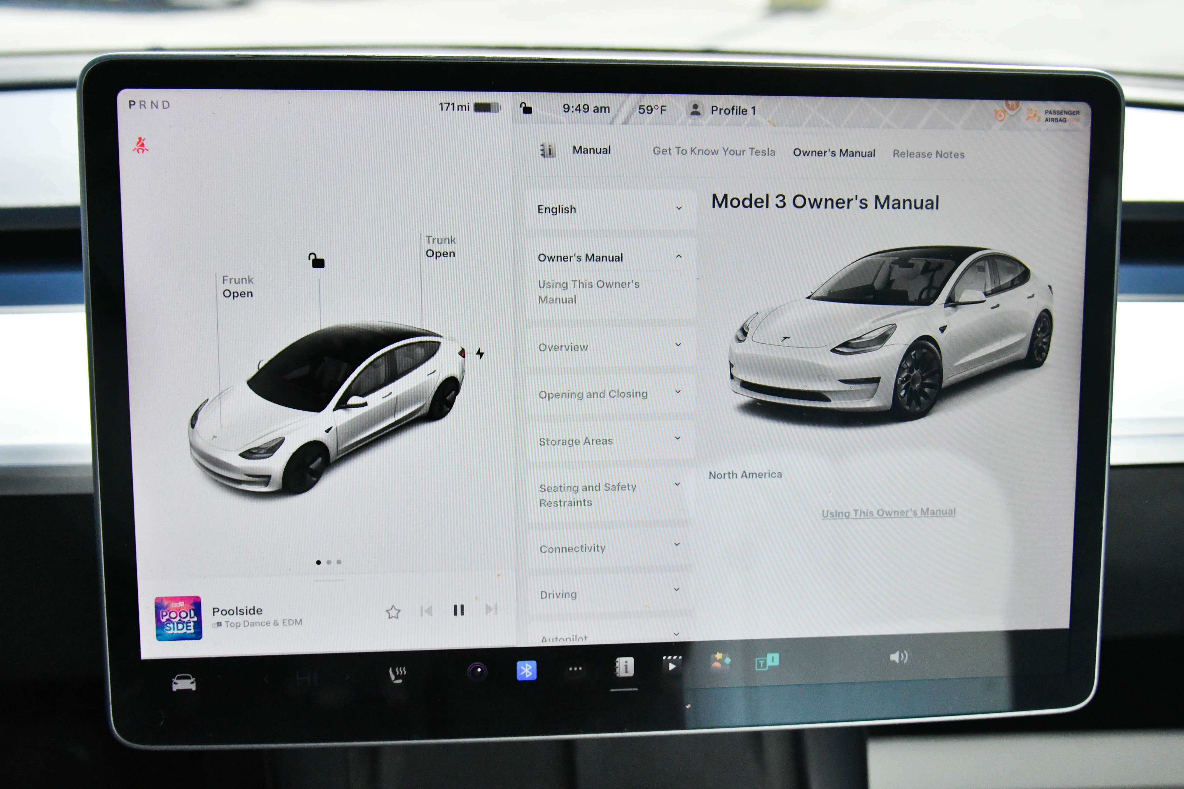 Used 2023 Tesla Model 3 Standard Range RWD image 23