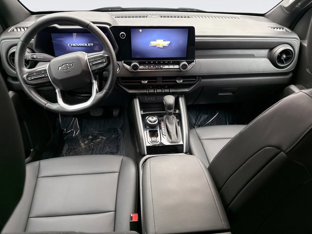 Used 2025 Chevrolet Colorado Trail Boss image 14