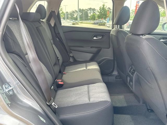 New 2026 Nissan Rogue SV FWD image 10