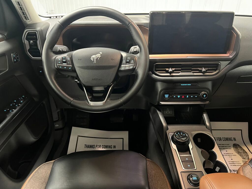 Used 2025 Ford Bronco Sport Outer Banks image 4