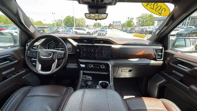 Used 2024 GMC Sierra 1500 Denali w/ Denali Reserve Package AWD/4WD image 19