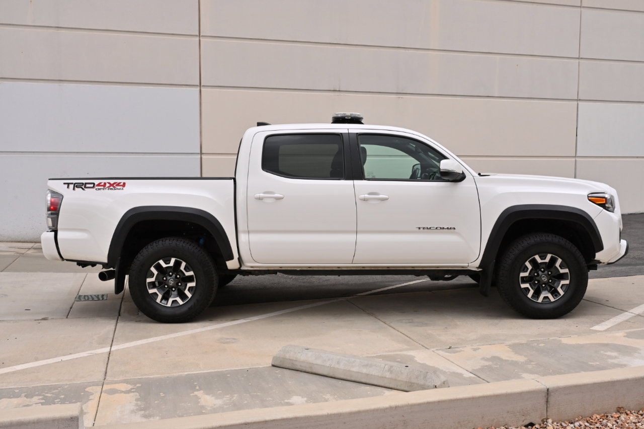 Used 2021 Toyota Tacoma TRD Off-Road w/ Technology Package image 7