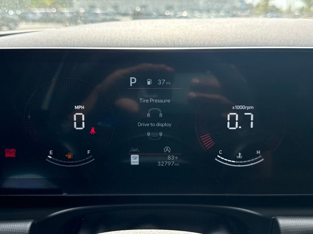 Used 2025 Hyundai Tucson SE image 19