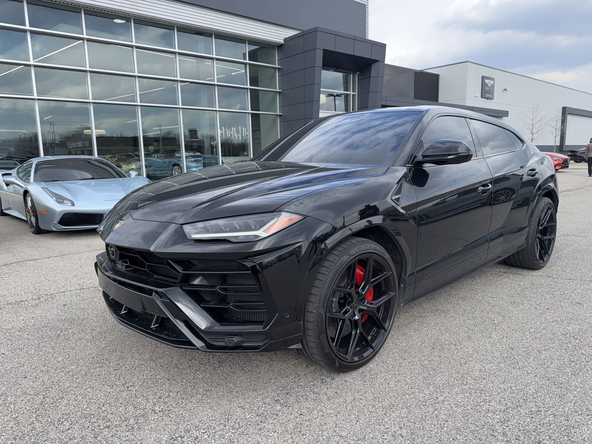 Used 2020 Lamborghini Urus image 1