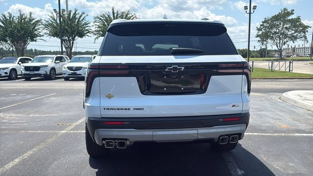 New 2027 Chevrolet Traverse Z71 w/ Driver Confidence Package AWD/4WD image 6