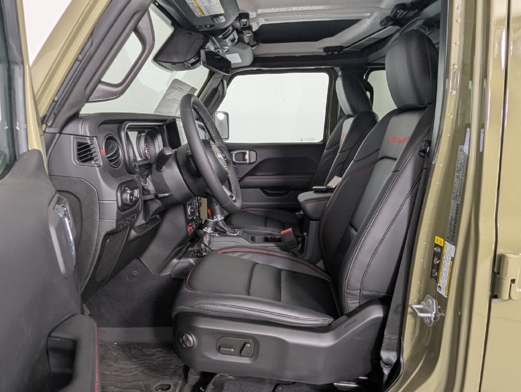New 2026 Jeep Wrangler Unlimited Rubicon AWD/4WD image 14