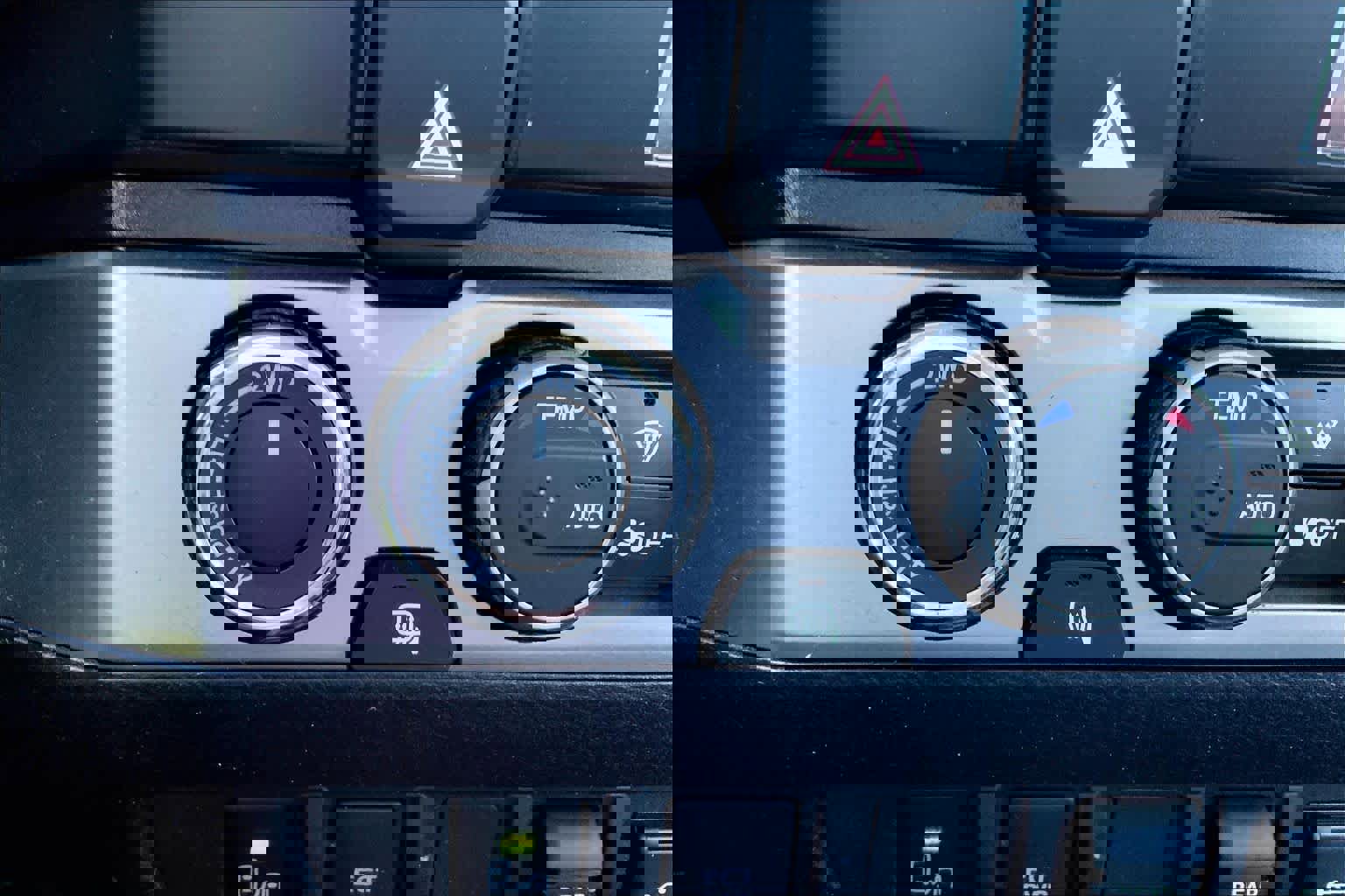 Used 2021 Toyota Tacoma SR5 w/ Technology Package AWD/4WD image 35