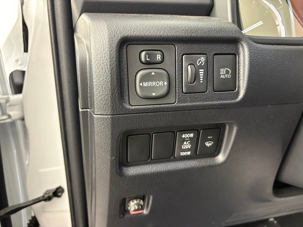 Used 2024 Toyota 4Runner TRD Off-Road Premium w/ Moonroof Package AWD/4WD image 14