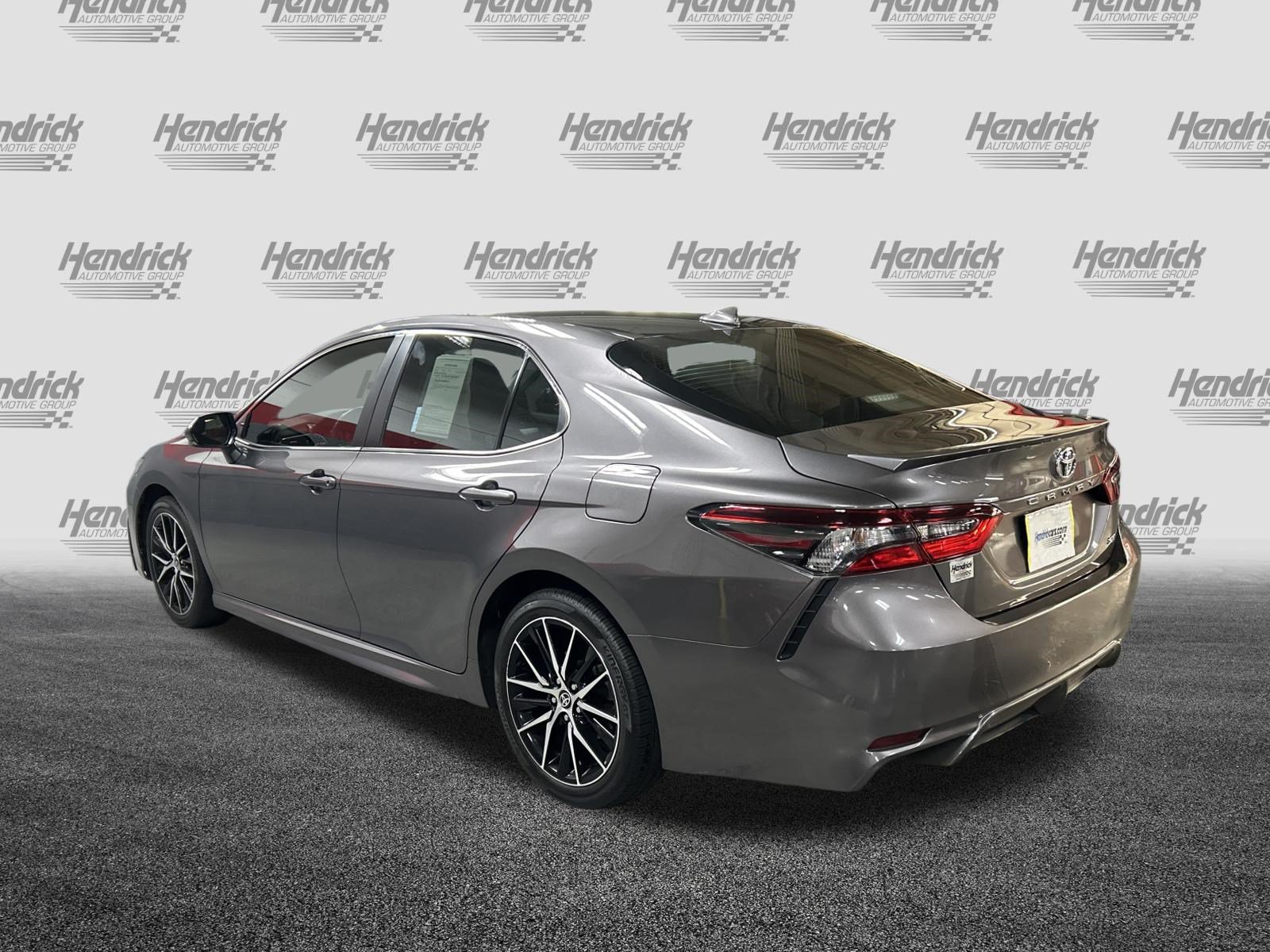 Used 2024 Toyota Camry SE w/ Cold Weather Package FWD image 8