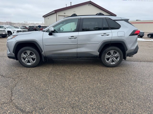 Used 2024 Toyota RAV4 XLE w/ Convenience Package image 16