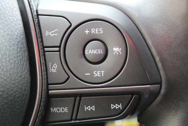Used 2023 Toyota Camry SE image 24