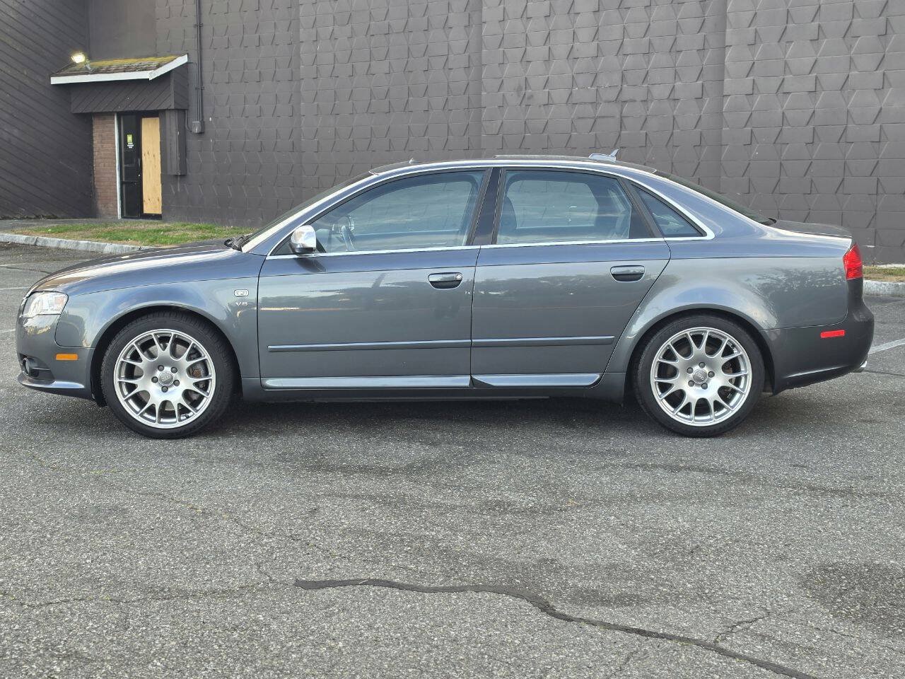 Used 2006 Audi S4 Sedan AWD/4WD image 5