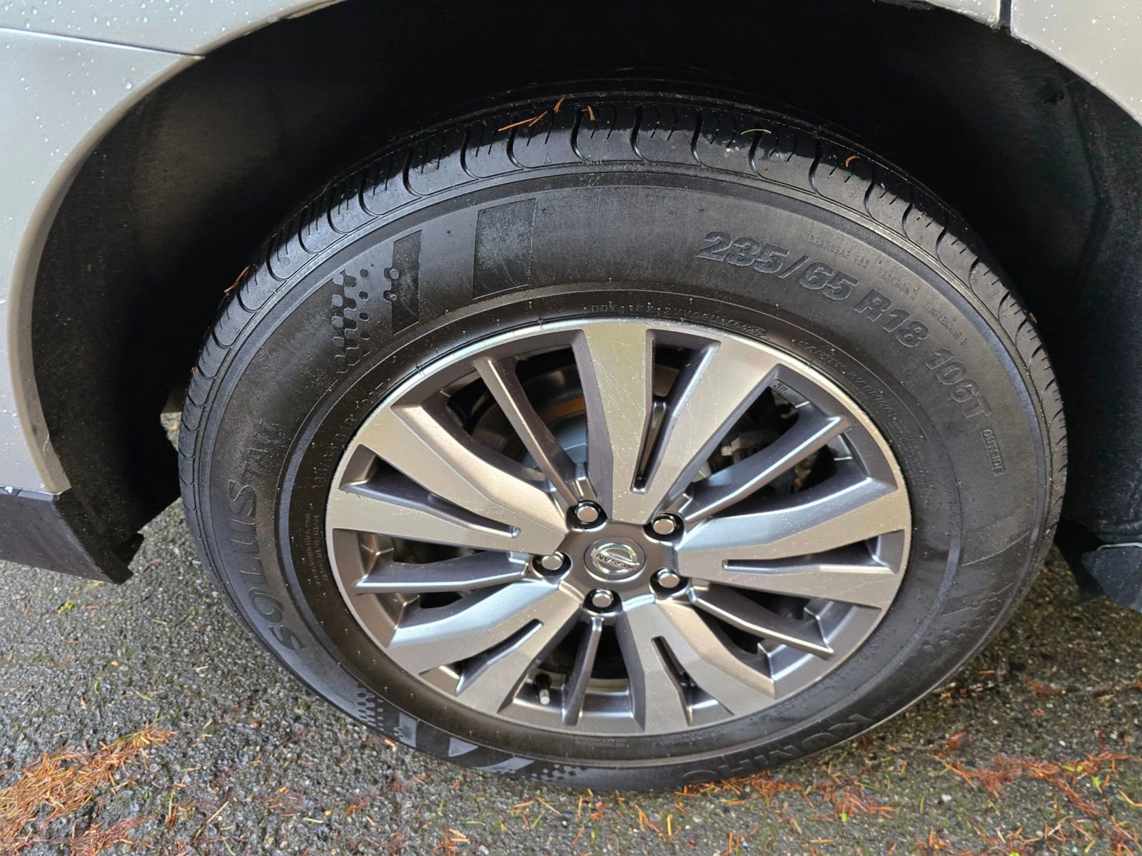 Used 2020 Nissan Pathfinder SL image 9